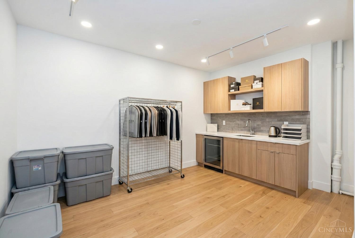 414 Central Avenue, Cincinnati, OH, 45202 — photo 28