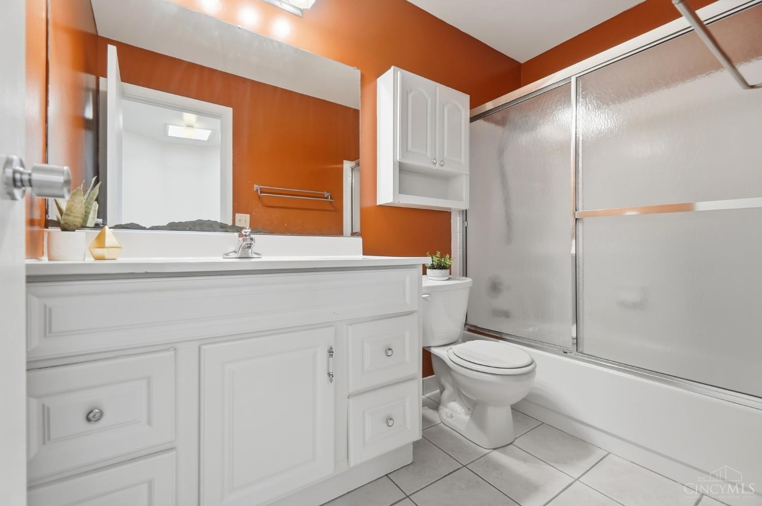 561 Milton Street #D, Cincinnati, OH, 45202 — photo 27