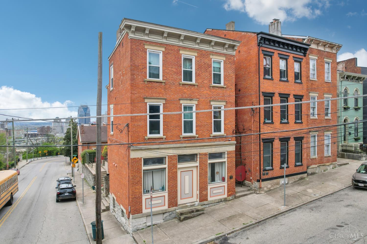 1st image of 561 Milton St #D, Cincinnati, OH 45202 | MLS# 1890521