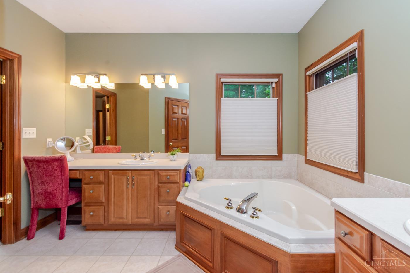 2400 Gatesland Court, Miami Twp, OH, 45459 — photo 27
