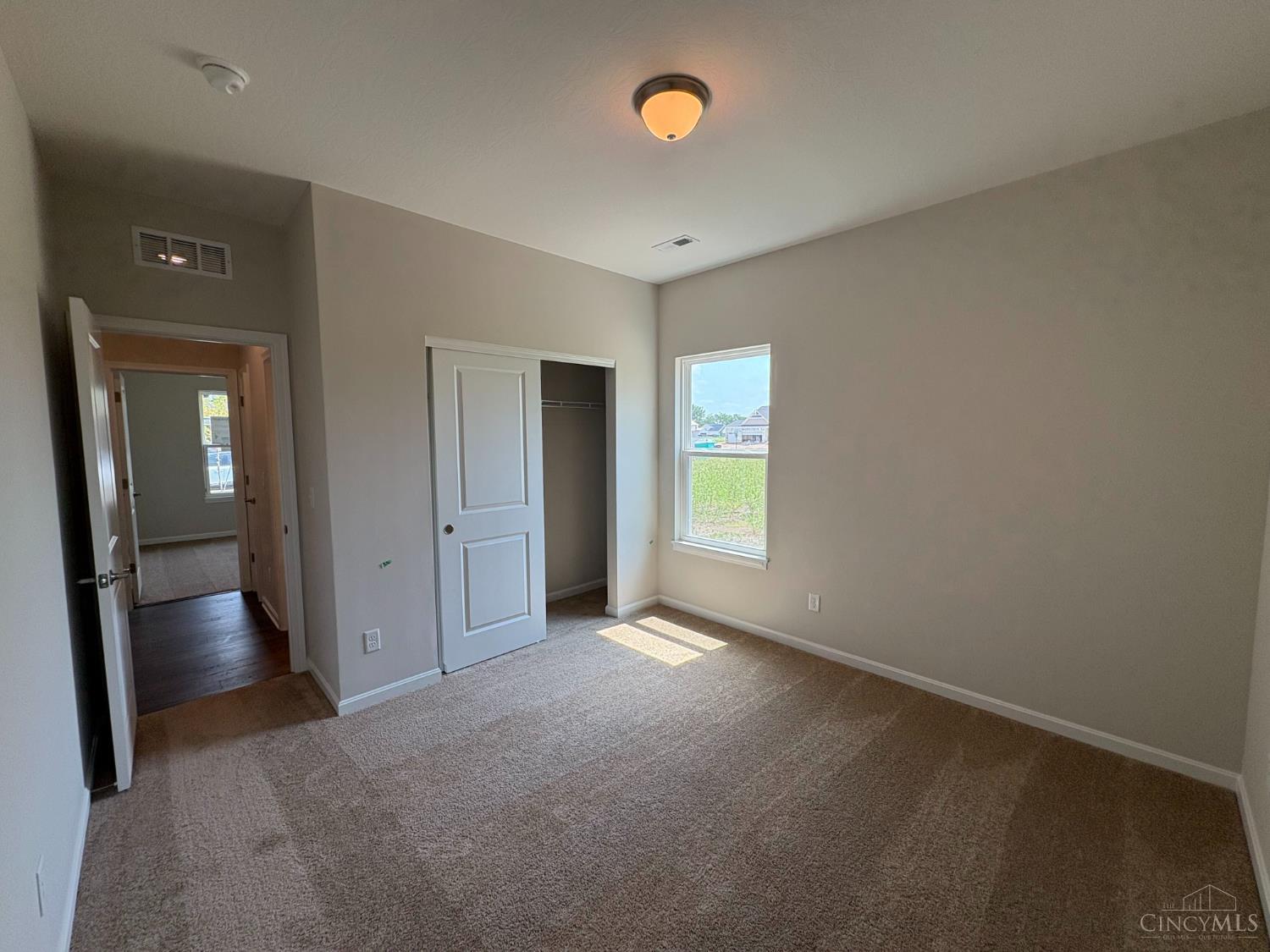 4th image of 815 W Arlington St, Trenton, OH 45067 | MLS# 1853940