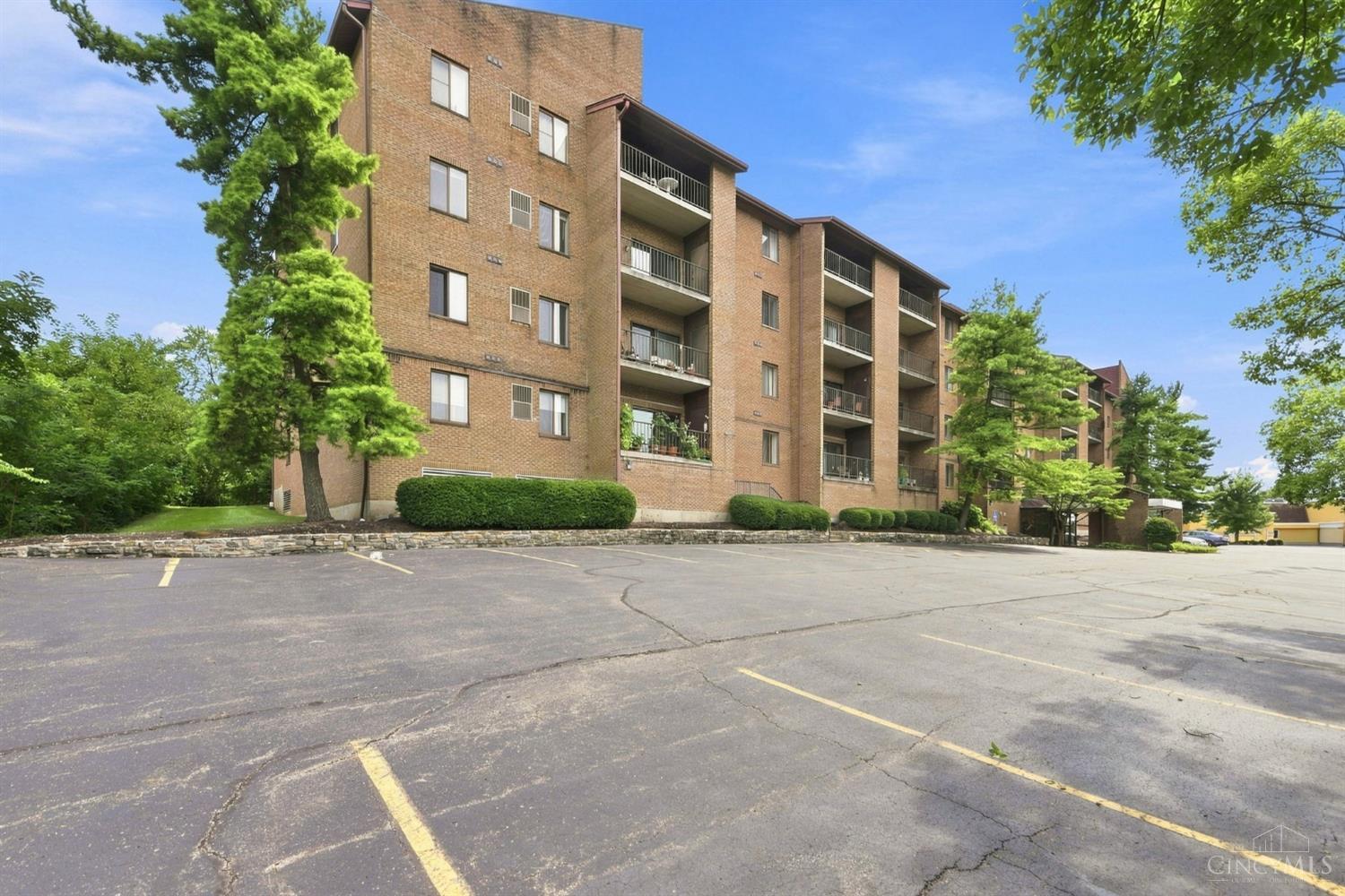 26th image of 3004 Glenmore Ave #311, Cincinnati, OH 45238 | MLS# 1890287
