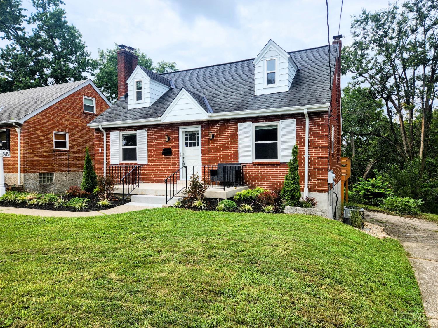 Photo 3 of Single family home for sale at 3825 Virginia Ct, Cincinnati, OH 45248 | MLS# 1877322 | Listing updated on 2026-09-29