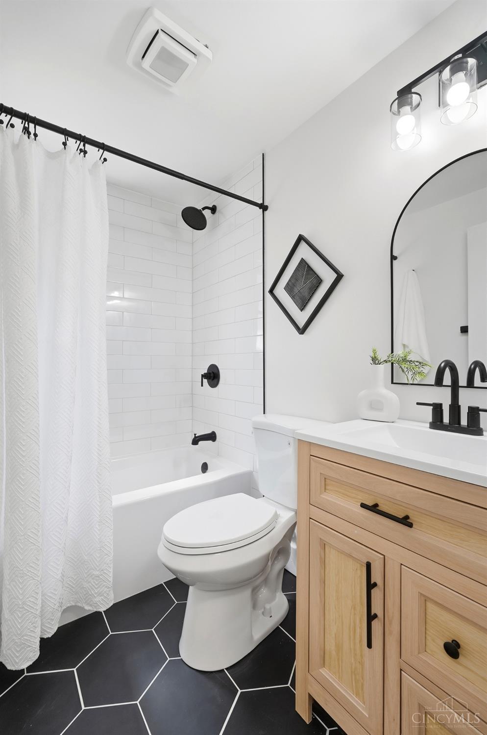 4501 Ellman Avenue, Blue Ash, OH, 45242 — photo 17