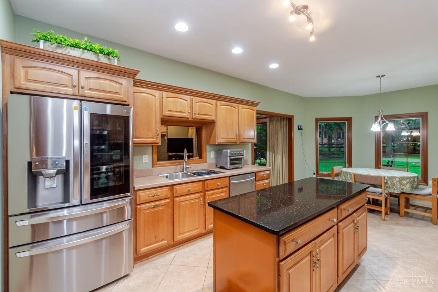 2400 Gatesland Court, Miami Twp, OH, 45459 — photo 16