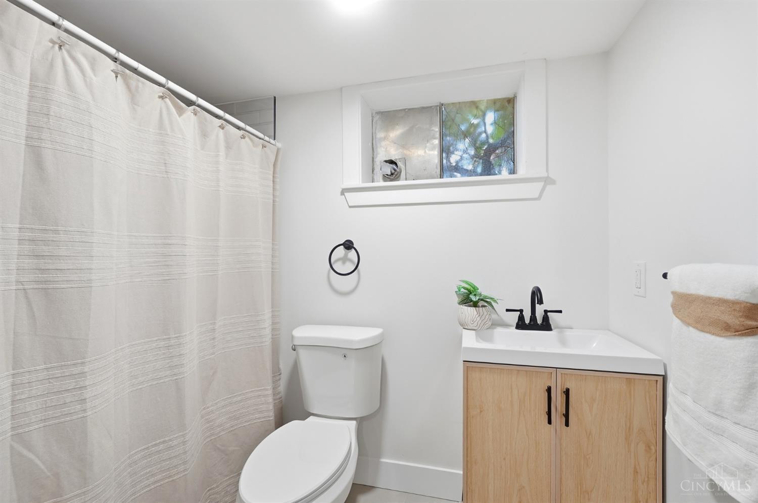 4501 Ellman Avenue, Blue Ash, OH, 45242 — photo 29