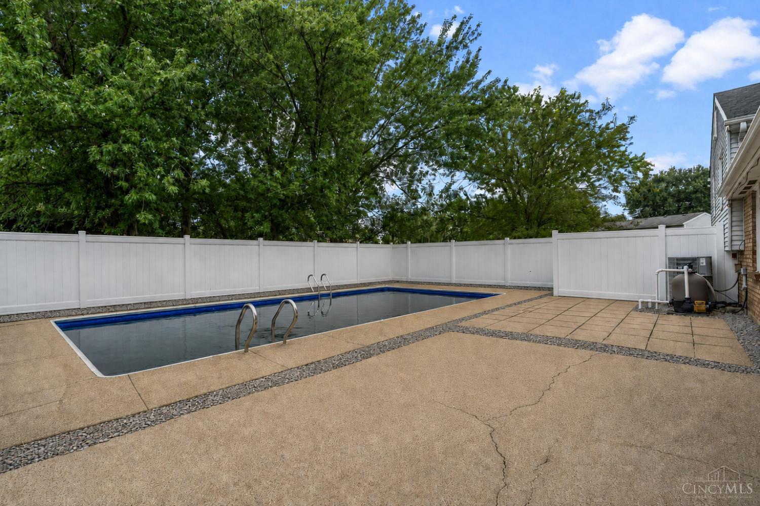 38th image of 675 Woodgate Rd, Union Twp, OH 45244 | MLS# 1890613