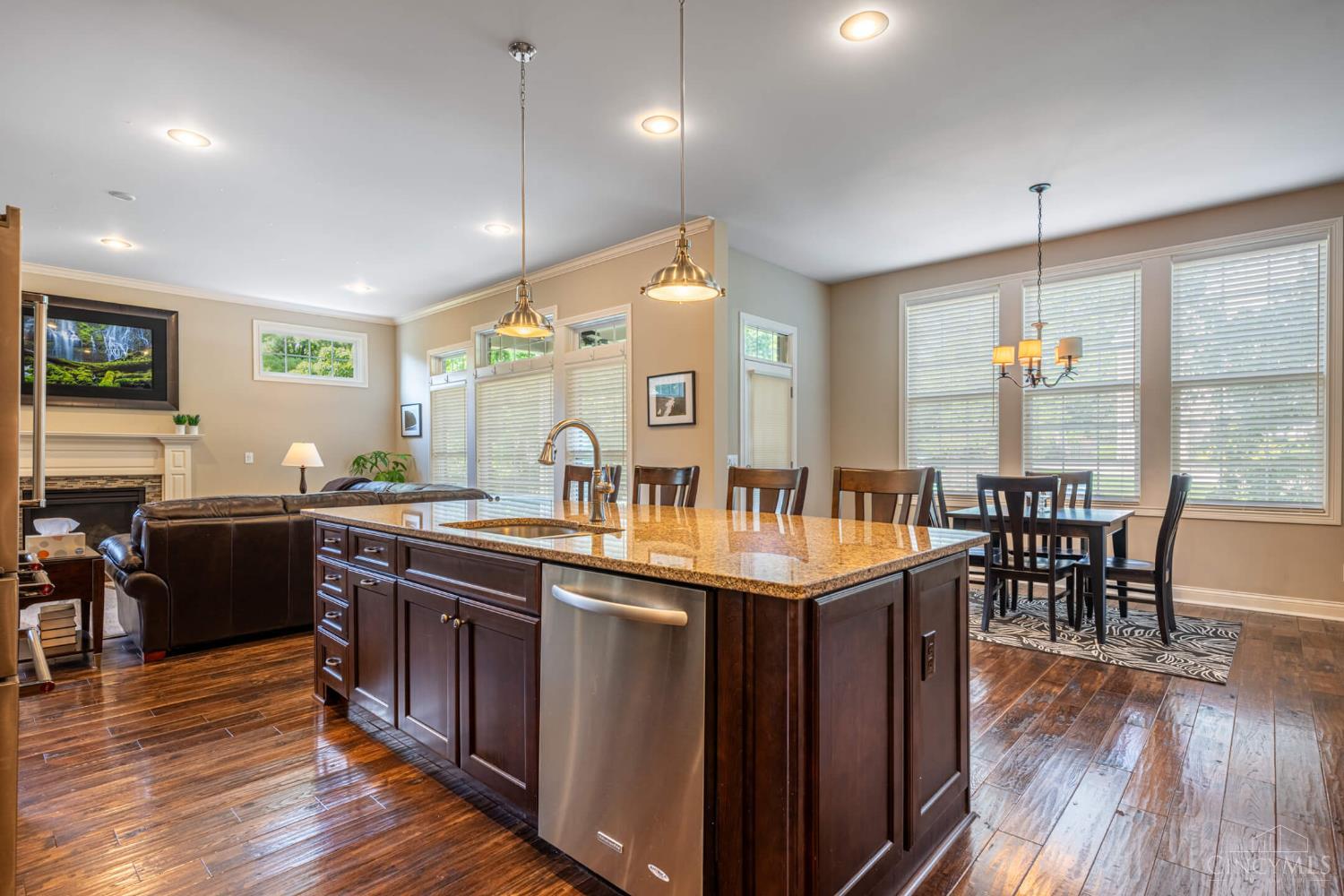8925 Kenwood Road, Blue Ash, OH, 45242 — photo 10