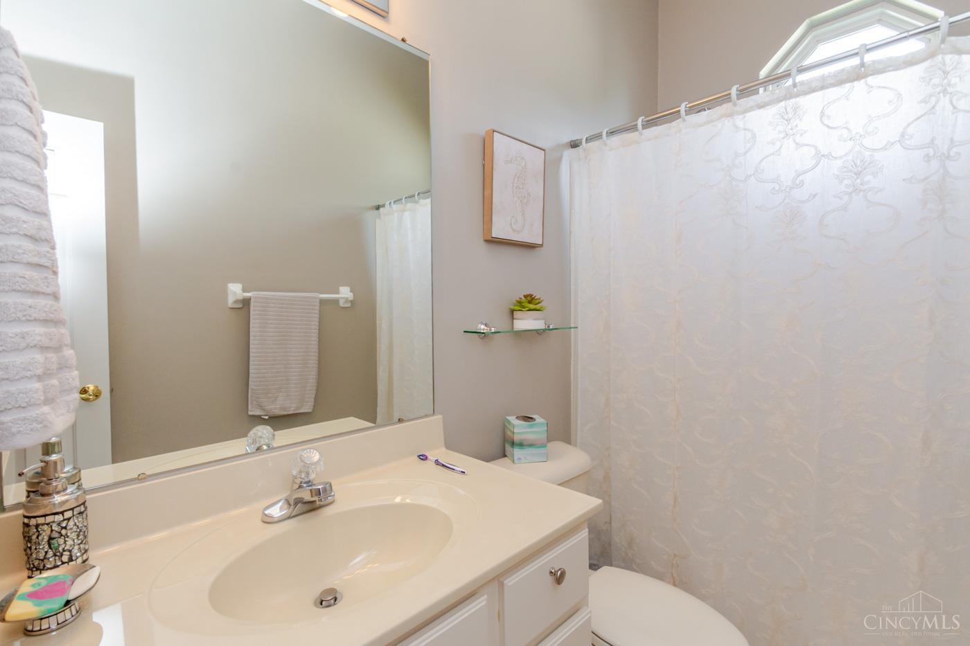 621 Carrick Drive, Washington Twp, OH, 45458 — photo 9