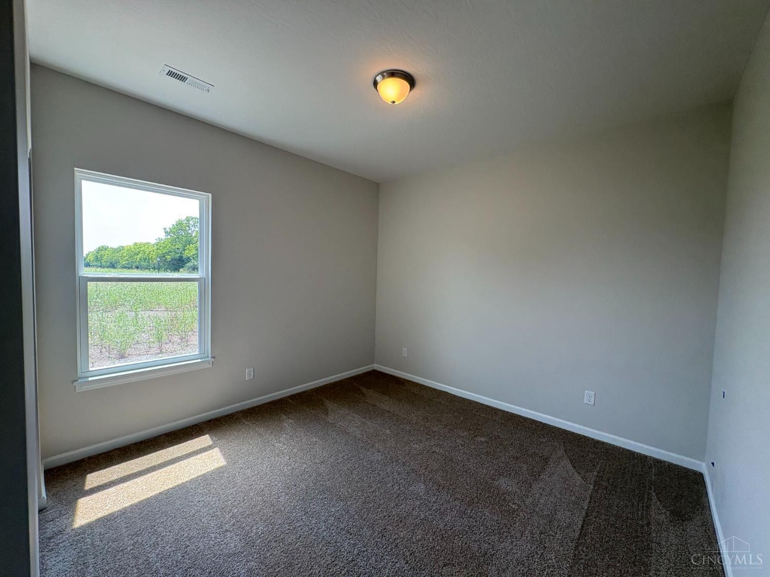 3rd image of 815 W Arlington St, Trenton, OH 45067 | MLS# 1853940