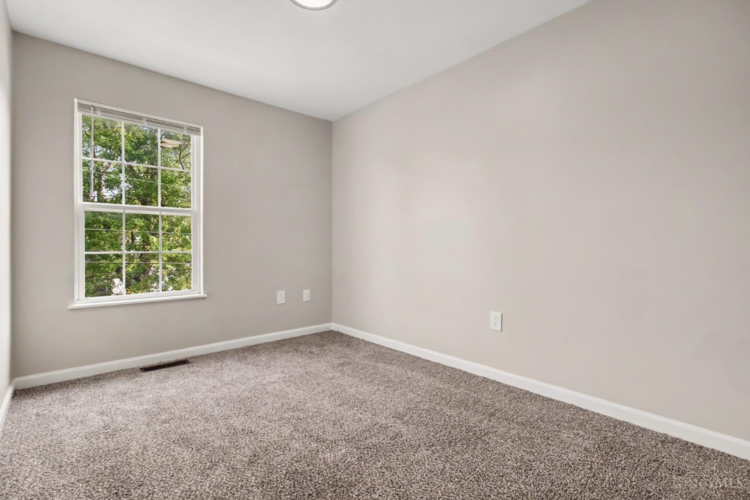 2637 Grover Hill Avenue, Cincinnati, OH, 45212 — photo 17