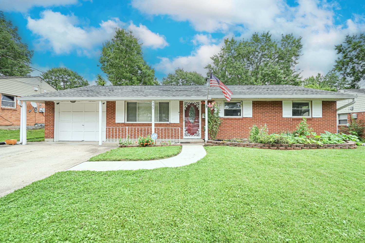 1st image of 795 Castro Ln, Springdale, OH 45246 | MLS# 1890624
