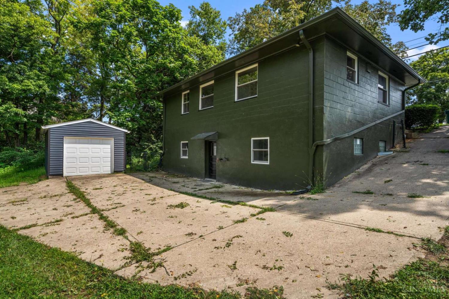 2562 Montana Avenue, Cincinnati, OH, 45211 — photo 23