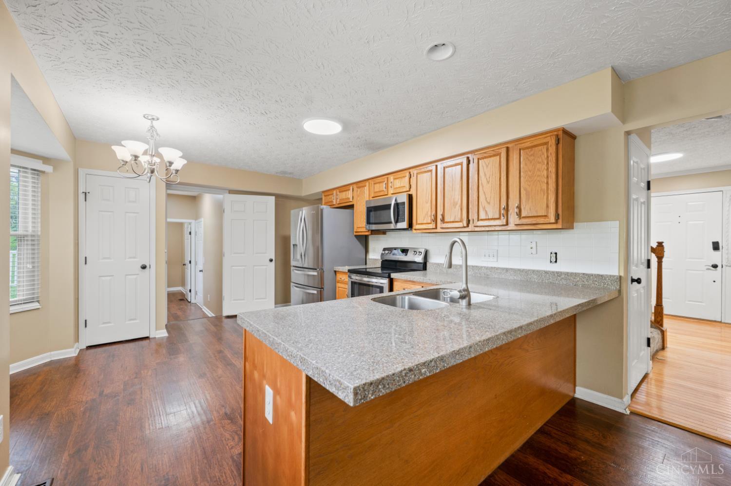 2899 Creekside Drive, Fairfield Twp, OH, 45011 — photo 8