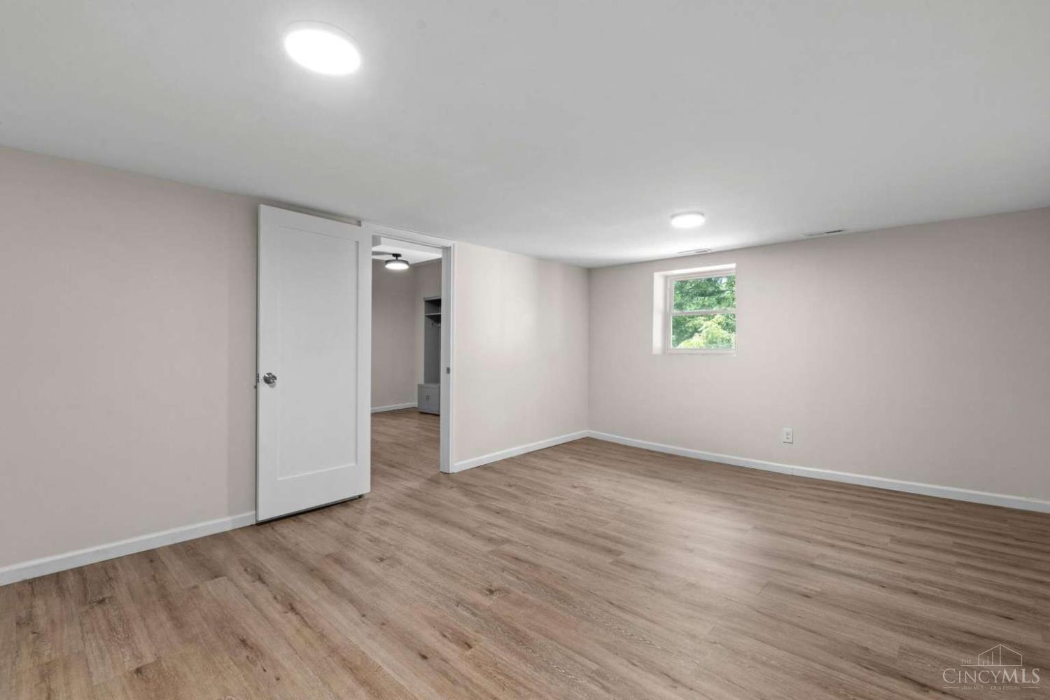2562 Montana Avenue, Cincinnati, OH, 45211 — photo 21