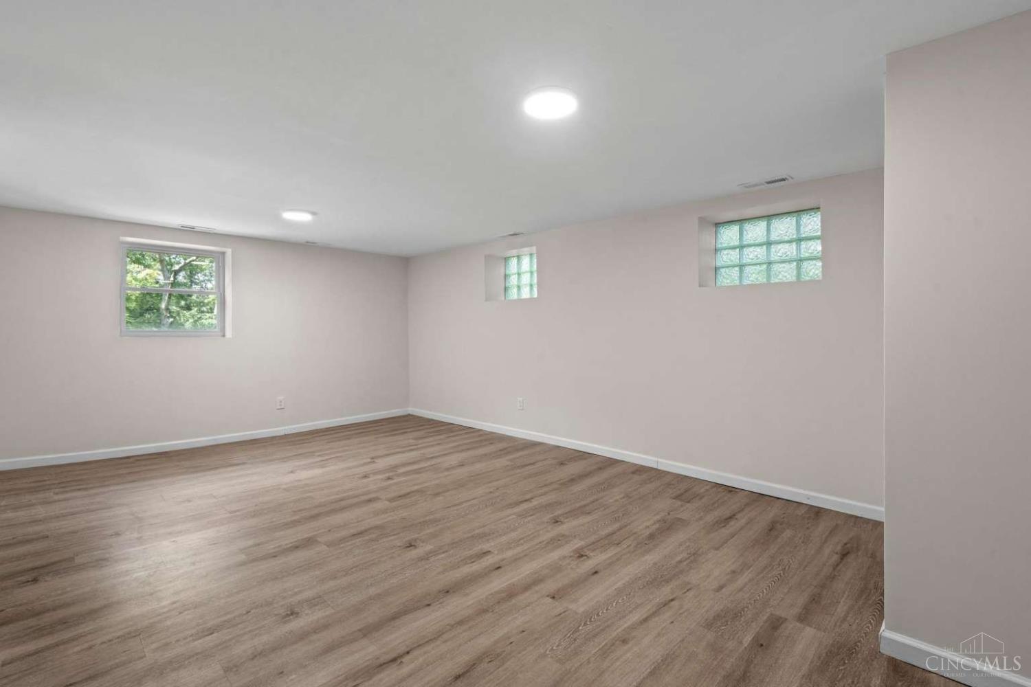 2562 Montana Avenue, Cincinnati, OH, 45211 — photo 20