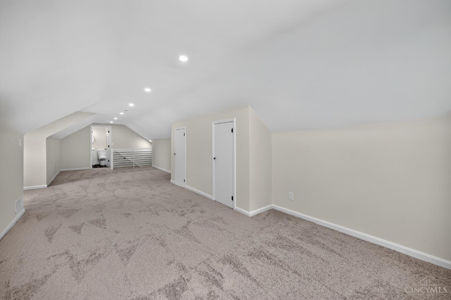 5974 Winnetka Drive, Sycamore Twp, OH, 45236 — photo 29
