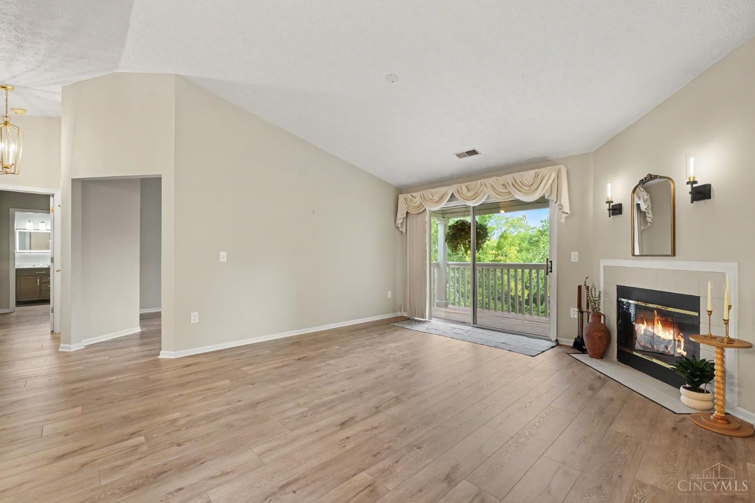 7343 Ridgepoint Drive