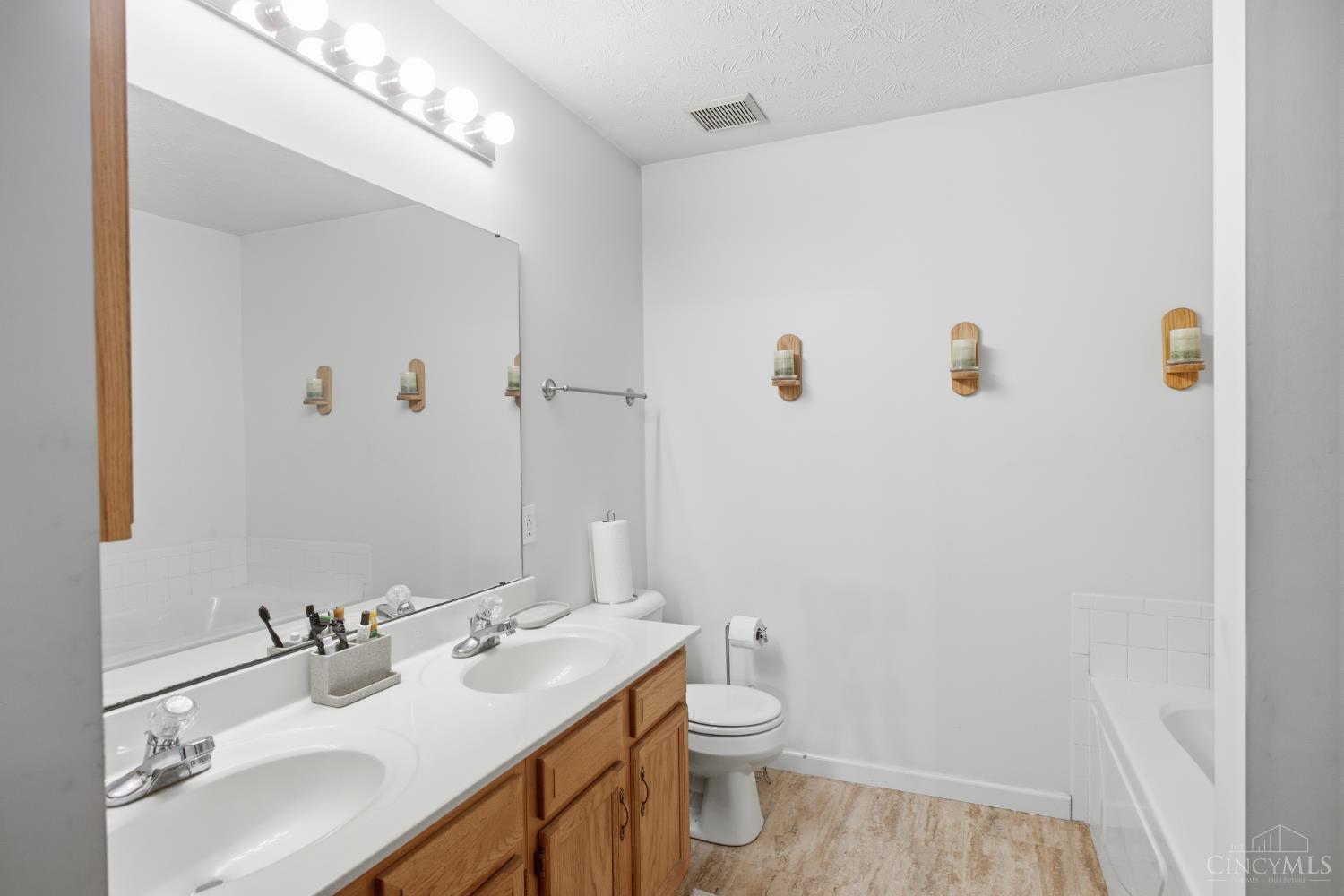 940 Nelson Lane #B, Lebanon, OH, 45036 — photo 4