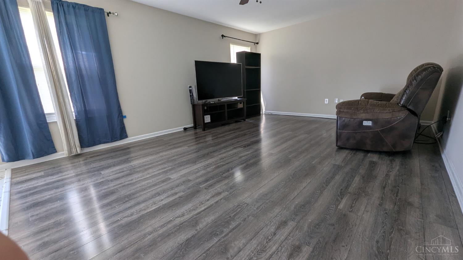 13 Hummingbird Way, Pierce Twp, OH, 45102 — photo 2