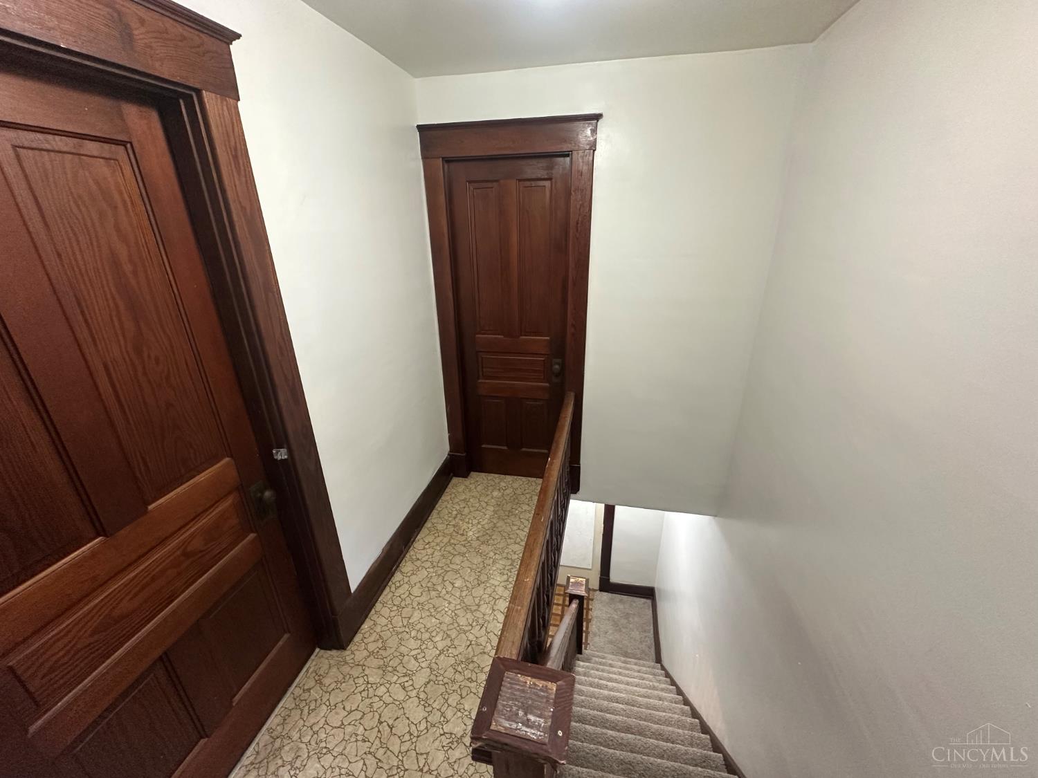 1216 Carson Avenue, Cincinnati, OH, 45205 — photo 9
