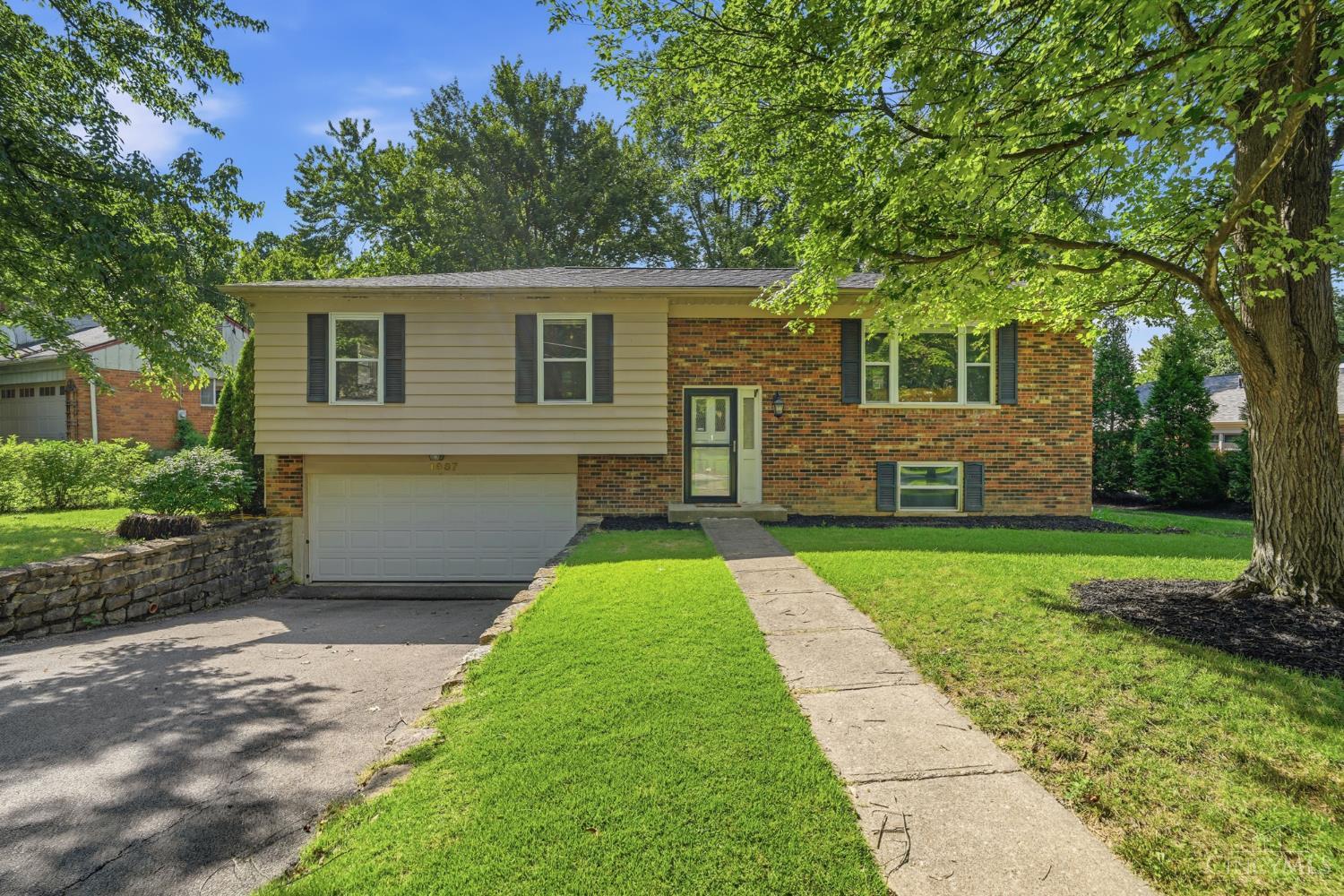 1987 Gainsborough Lane, Anderson Twp, OH, 45230