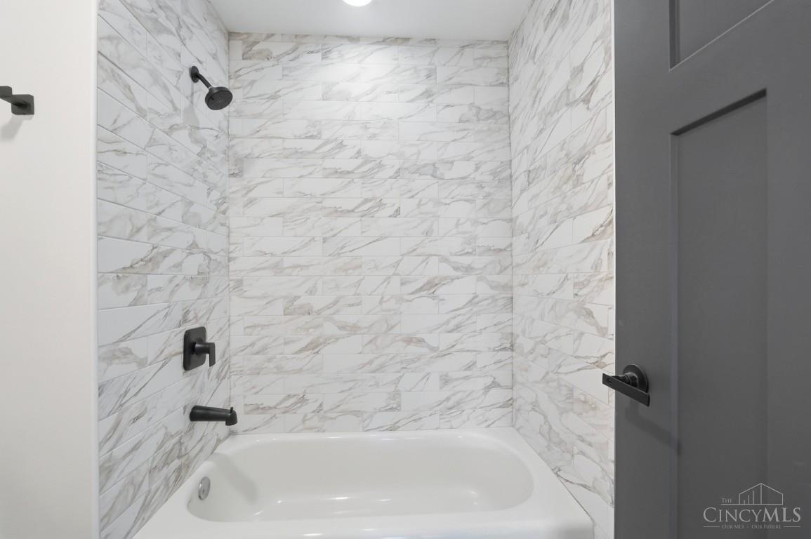 1325 Tecumseh Drive, Hamilton Twp, OH, 45039 — photo 38