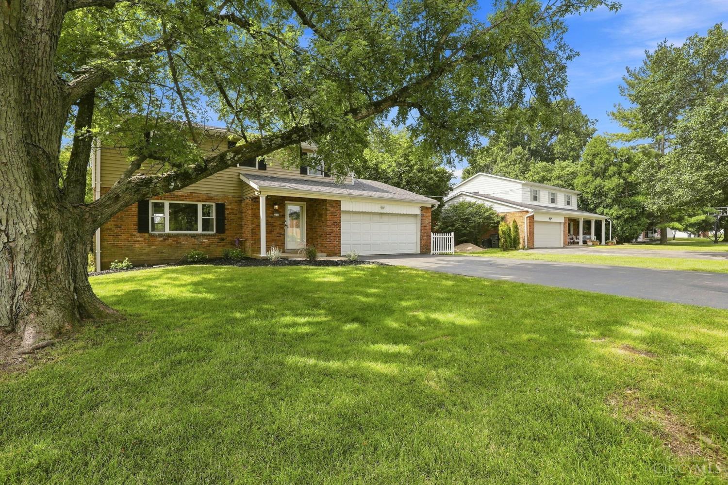 2nd image of 7975 Pfeiffer Rd, Montgomery, OH 45242 | MLS# 1890526