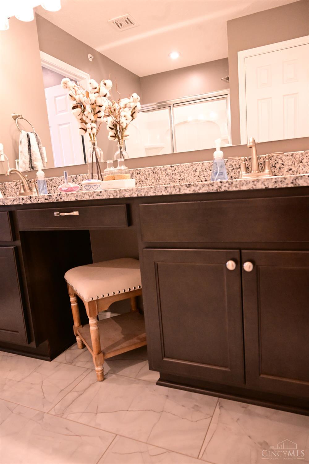 4355 Value Springs Dr, Union Twp, OH, 45245 — photo 32