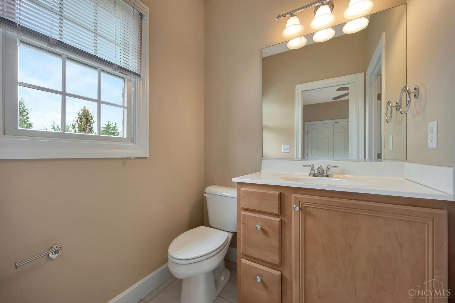 4004 Hickory Hollow Drive, Ross Twp, OH, 45013 — photo 31