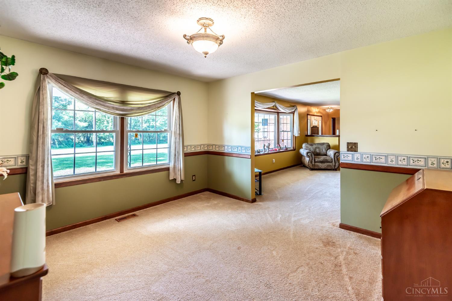 4160 Manchester Road, Franklin Twp, OH, 45005 — photo 10