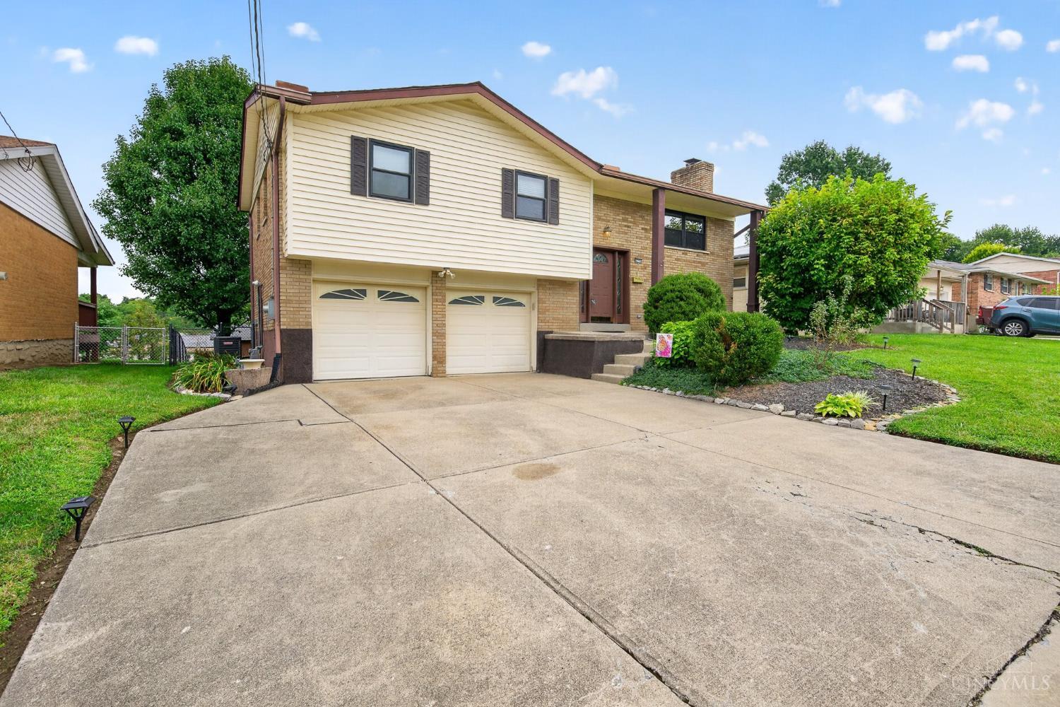 2nd image of 4294 Westwood Northern Blvd, Green Twp, OH 45211 | MLS# 1890399