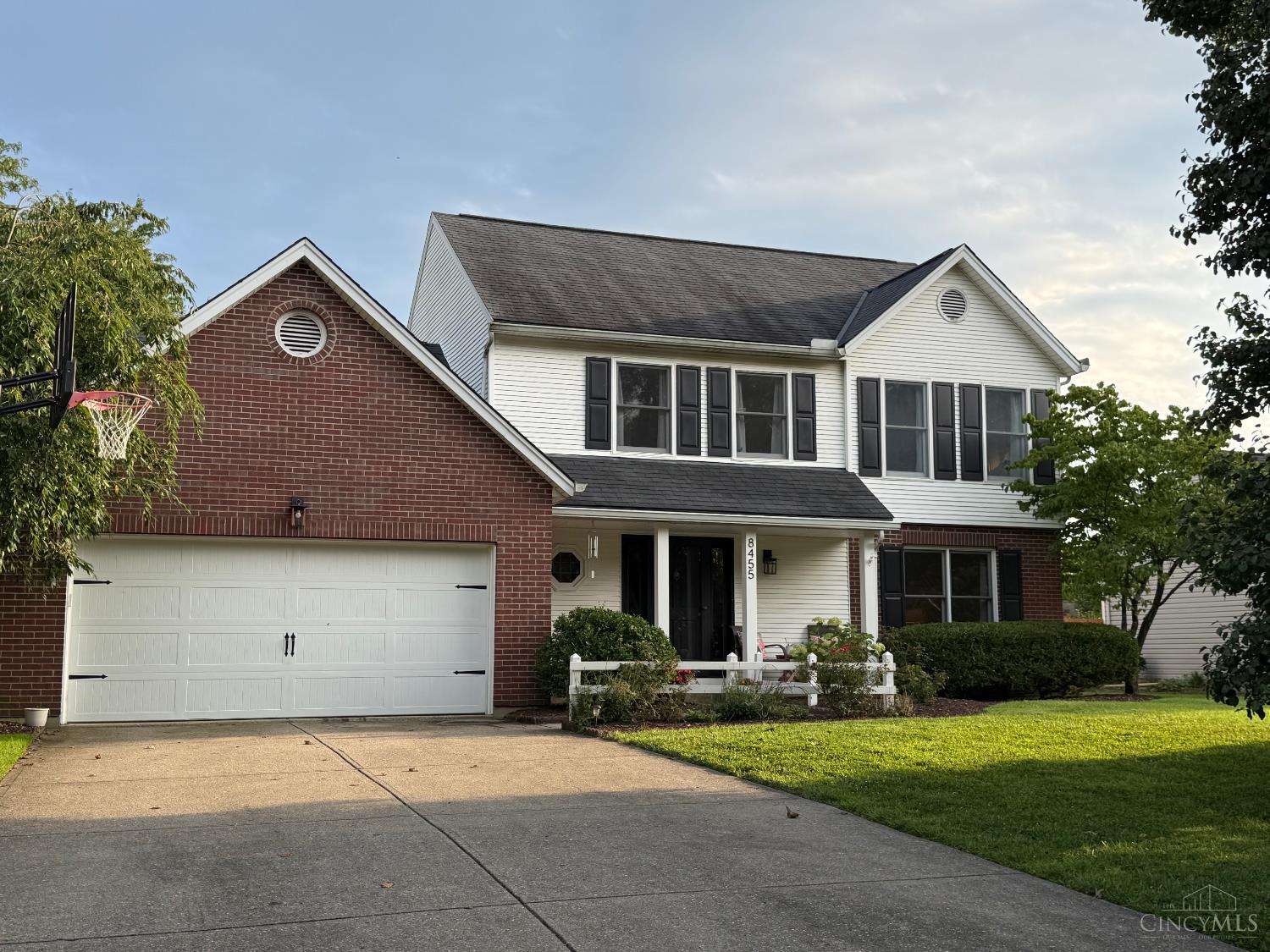 1st image of 8455 Brownsboro Pl, Cincinnati, OH 45255 | MLS# 1890737