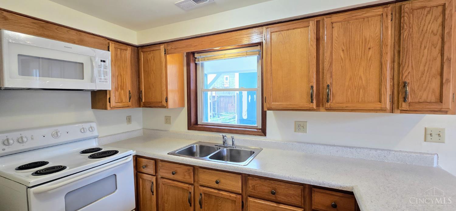 10070 St Rt 132, Pleasant Plain, OH, 45162 — photo 11
