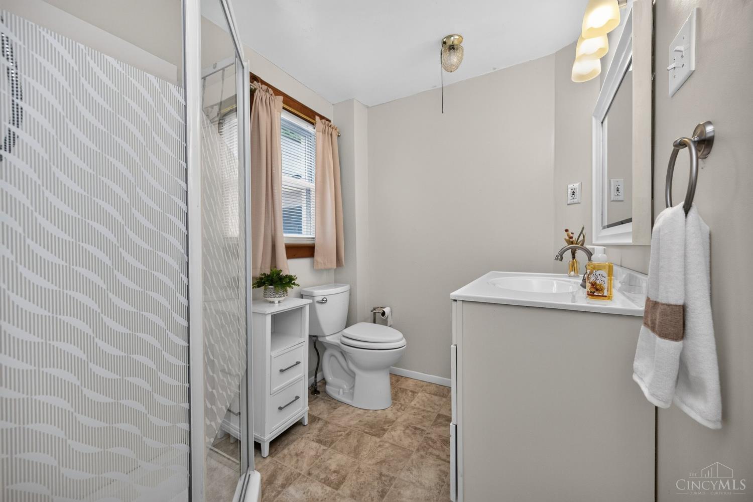 560 Delta Avenue, Cincinnati, OH, 45226 — photo 30