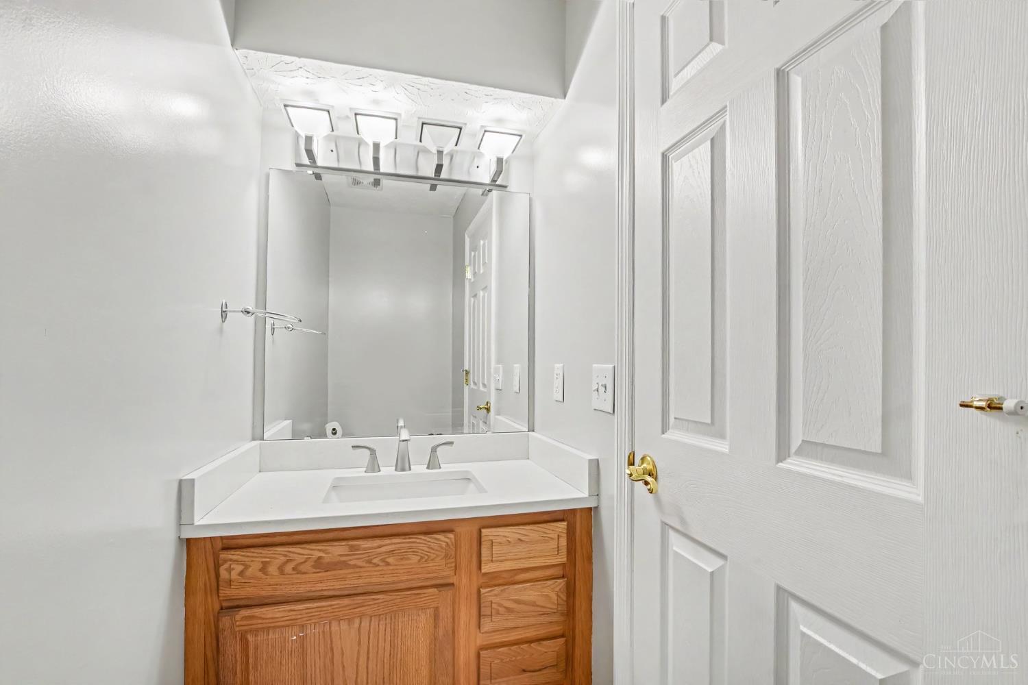 2523 Ravine Street, Cincinnati, OH, 45219 — photo 9