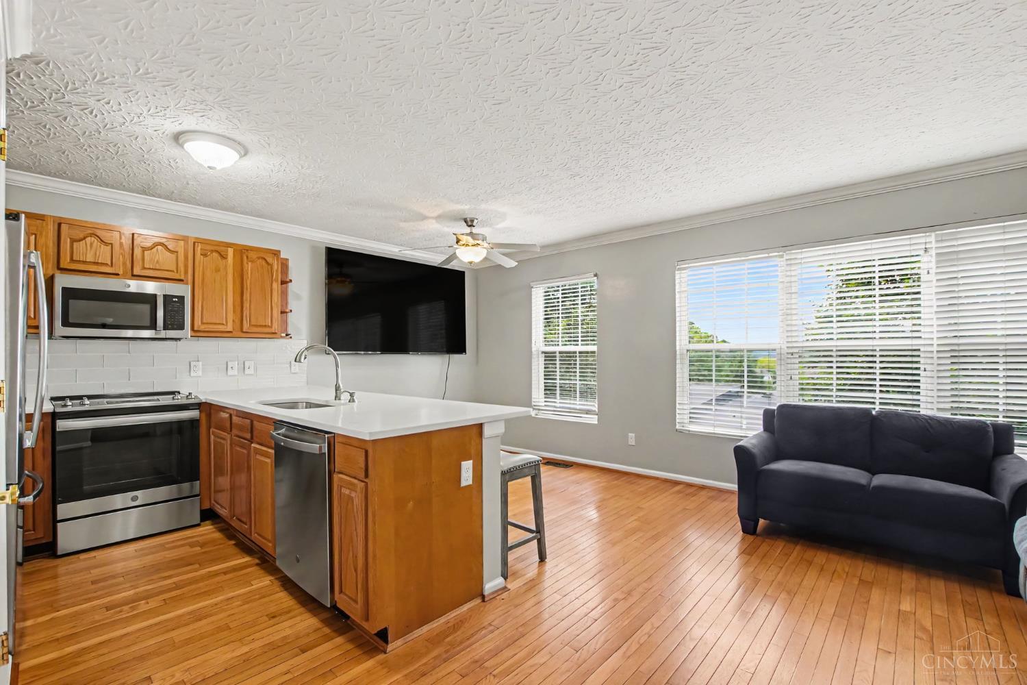 3rd image of 2523 Ravine St, Cincinnati, OH 45219 | MLS# 1890843