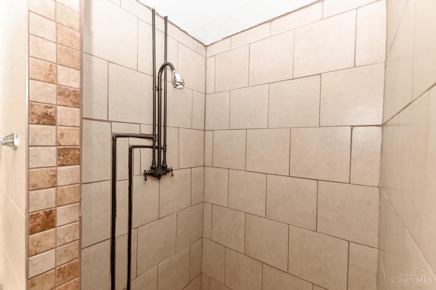 8352 Lyness Drive, Colerain Twp, OH, 45239 — photo 36