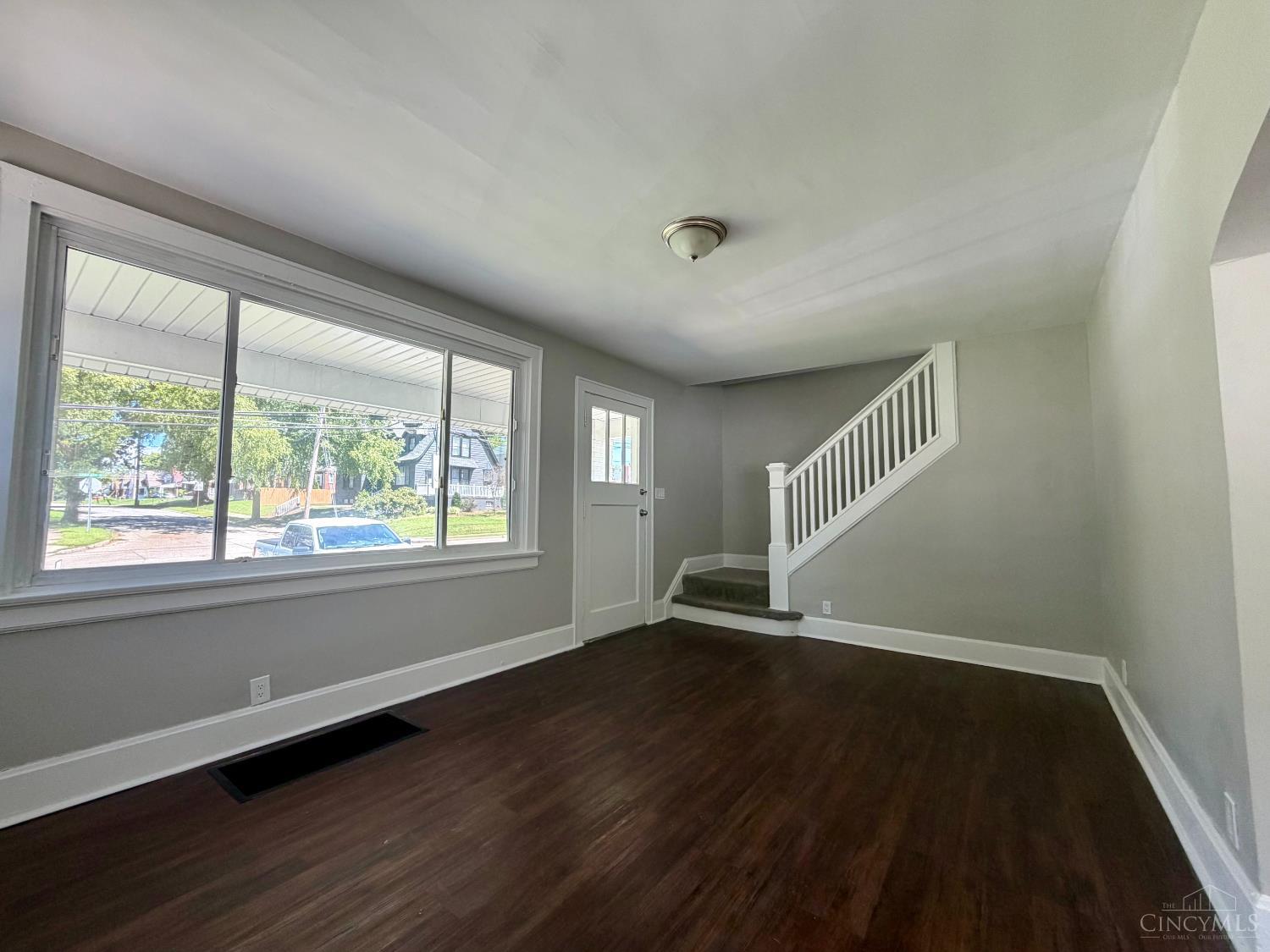 1217 Groesbeck Rd, Cincinnati, OH, 45224 — photo 3