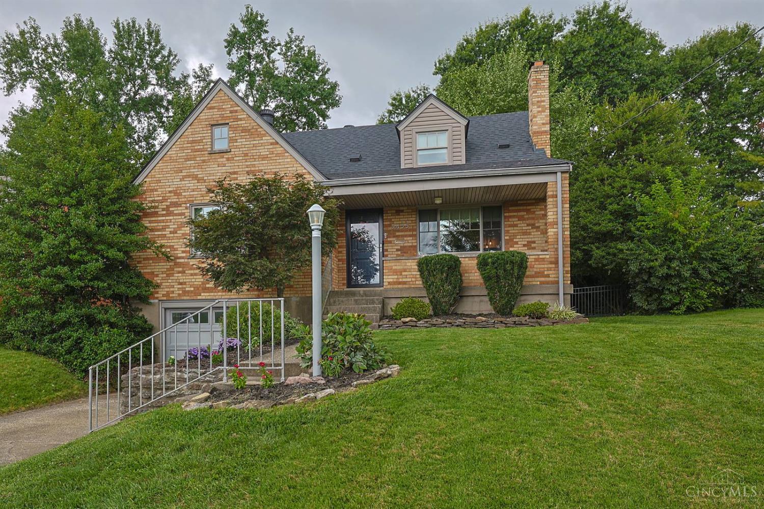 2nd image of 3435 Harwinton Ln, Green Twp, OH 45248 | MLS# 1890867