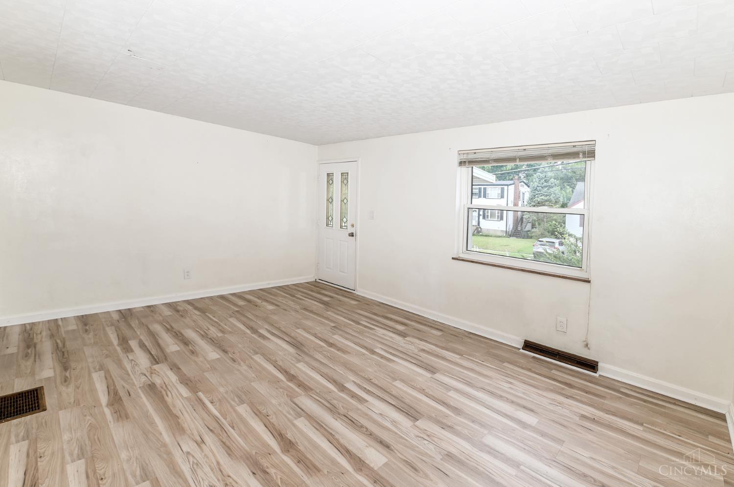 8352 Lyness Drive, Colerain Twp, OH, 45239 — photo 6