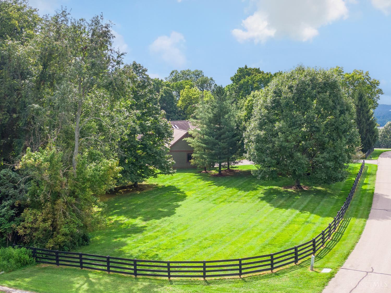 93rd image of 41 Locust Hill Rd, Pierce Twp, OH 45245 | MLS# 1887937