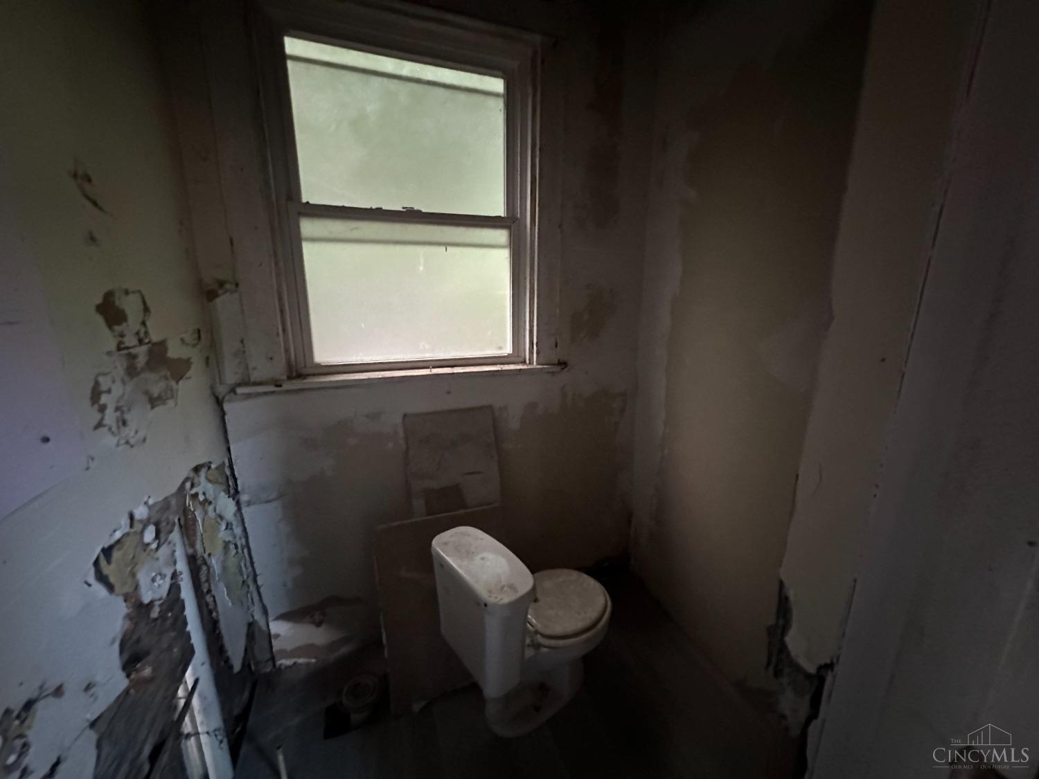 2307 Vine Street, Cincinnati, OH, 45219 — photo 6