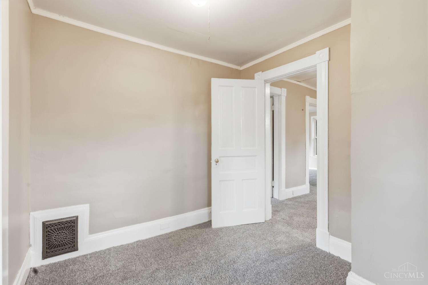 6014 Bramble Avenue, Cincinnati, OH, 45227 — photo 30