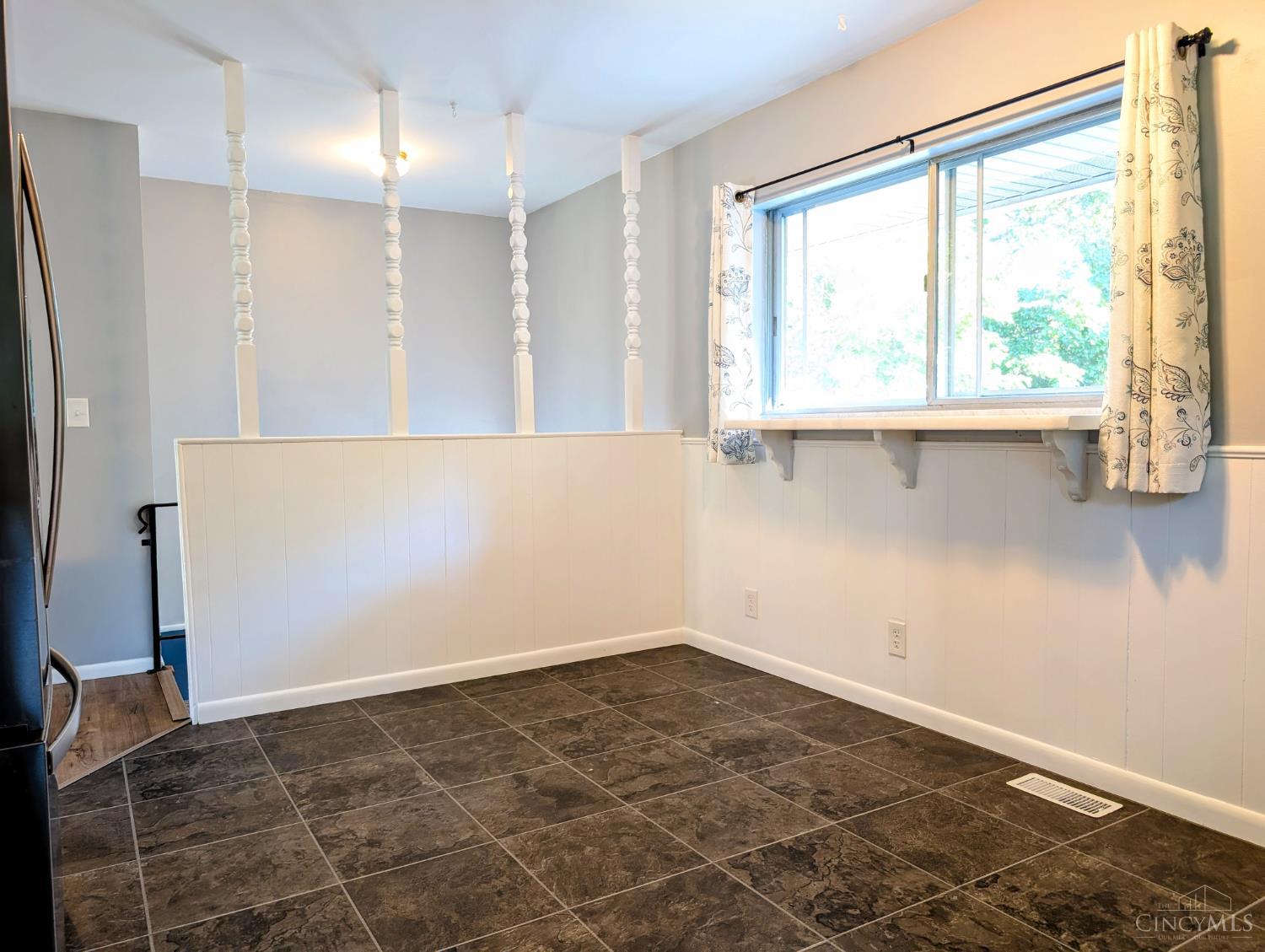 32 Yellowdale Drive, Fairfield, OH, 45014 — photo 12