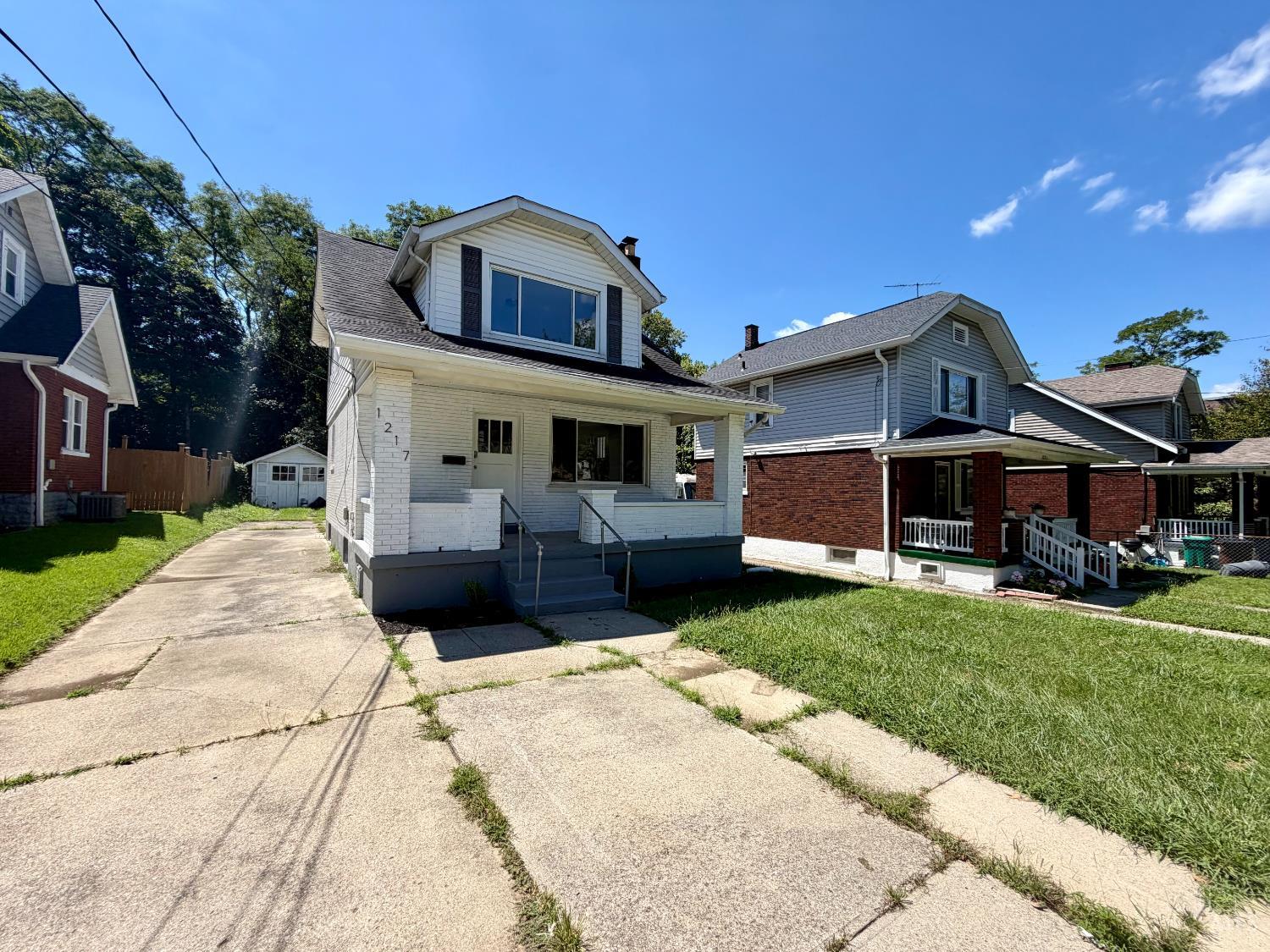 1217 Groesbeck Rd, Cincinnati, OH, 45224