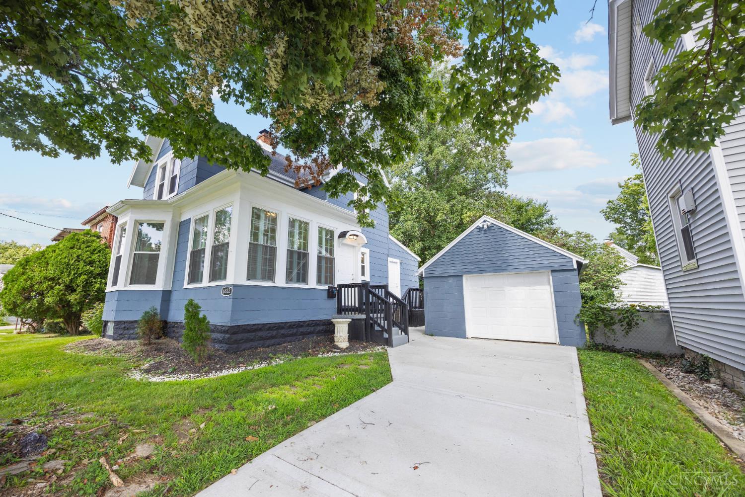 6832 Kenton Avenue, Silverton, OH, 45236 — photo 3