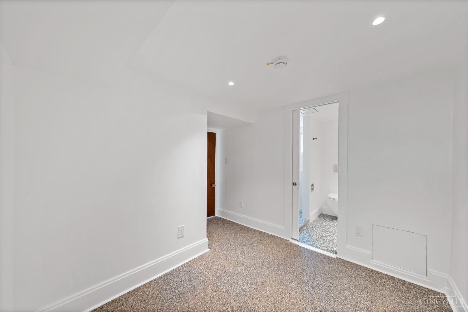 3238 Buell Street, Cincinnati, OH, 45211 — photo 33