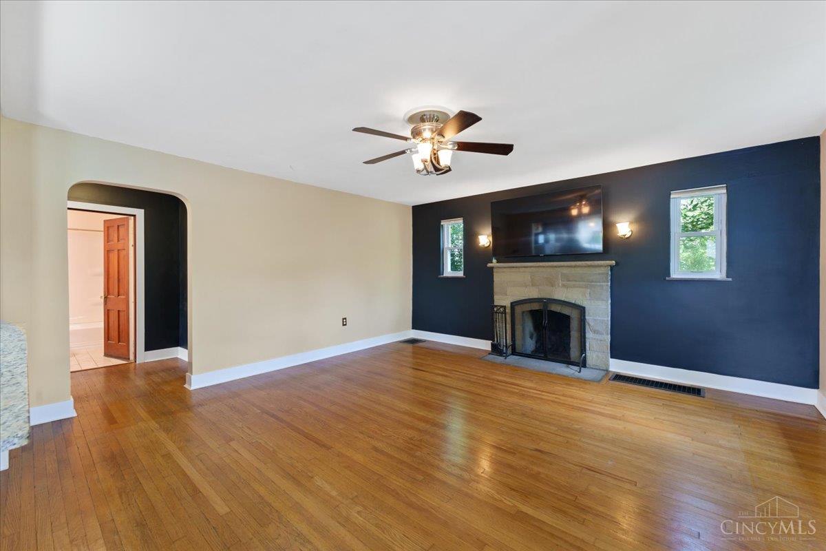 4th image of 2304 E Galbraith Rd, Reading, OH 45237 | MLS# 1890991