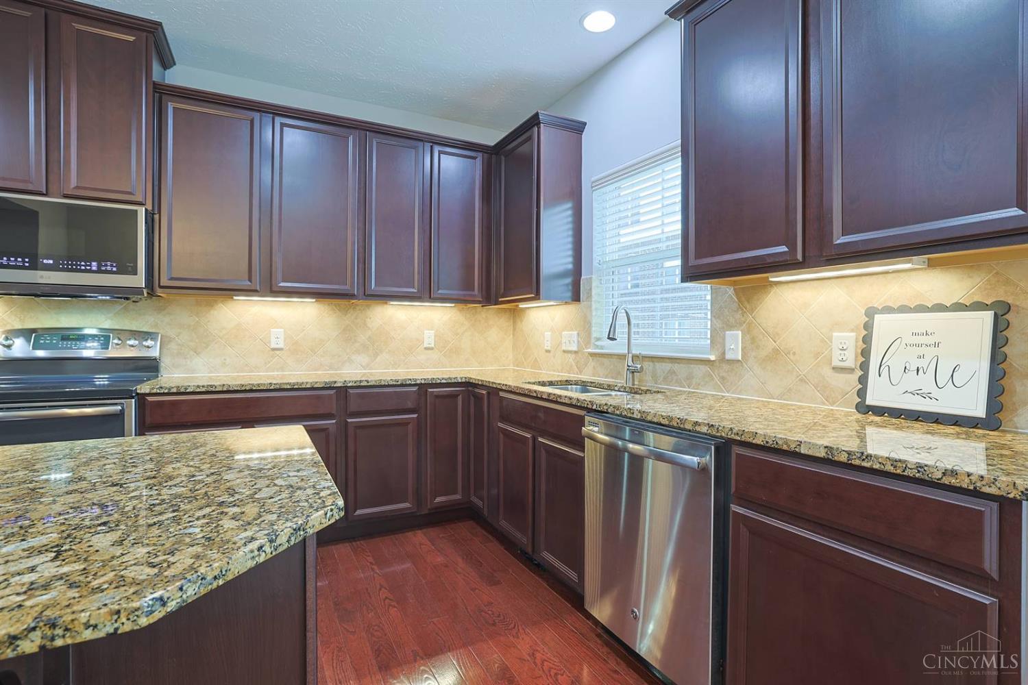 9558 Cobblestone Walk, West Chester, OH, 45069 — photo 18